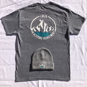 Gildan tshirt w/ beanie grey
